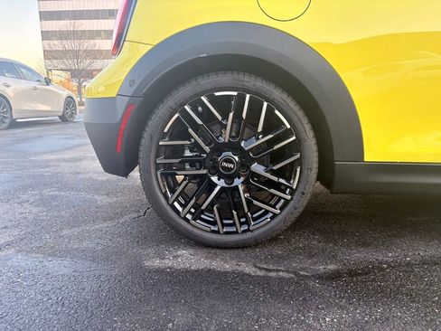Used 2025 MINI Cooper S FWD image 20