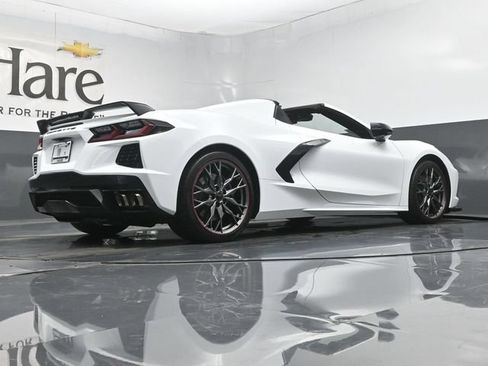 Certified 2024 Chevrolet Corvette Stingray Preferred Conv w/ Z51 Performance Package RWD image 32