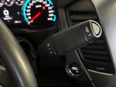 Used 2018 Chevrolet Tahoe Premier AWD/4WD image 23
