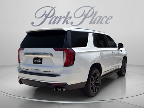 Used 2023 GMC Yukon Denali AWD/4WD image 5