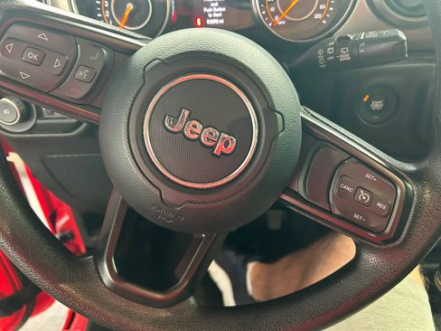 Used 2019 Jeep Wrangler Unlimited Sport AWD/4WD image 13
