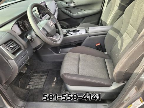 Used 2026 Nissan Rogue SV image 9
