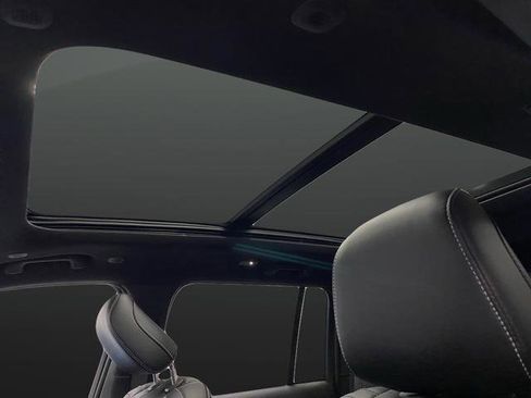 New 2025 Jeep Grand Cherokee Limited w/ Trailer Tow Package image 7