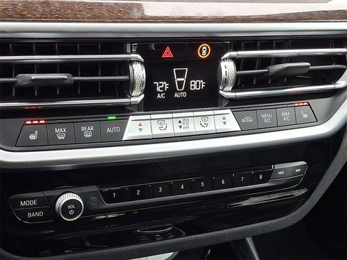 Used 2022 BMW X3 xDrive30i w/ Premium Package 2 image 17