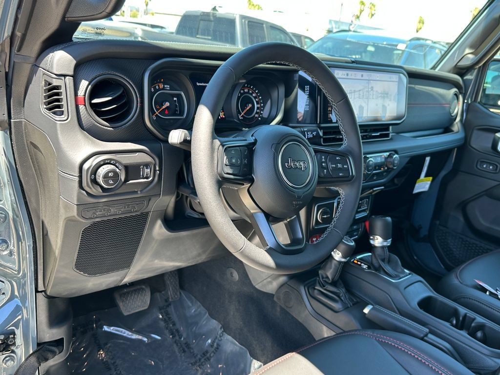 New 2026 Jeep Gladiator Rubicon AWD/4WD image 17