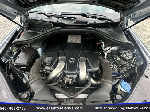 Used 2017 Mercedes-Benz GLS 550 4MATIC image 12