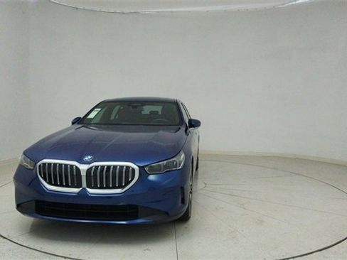Used 2025 BMW 540i xDrive image 64
