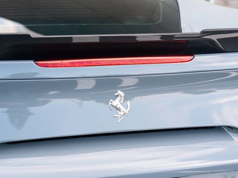 Used 2016 Ferrari 488 GTB RWD image 17