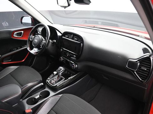 Used 2020 Kia Soul GT-Line Turbo FWD image 45