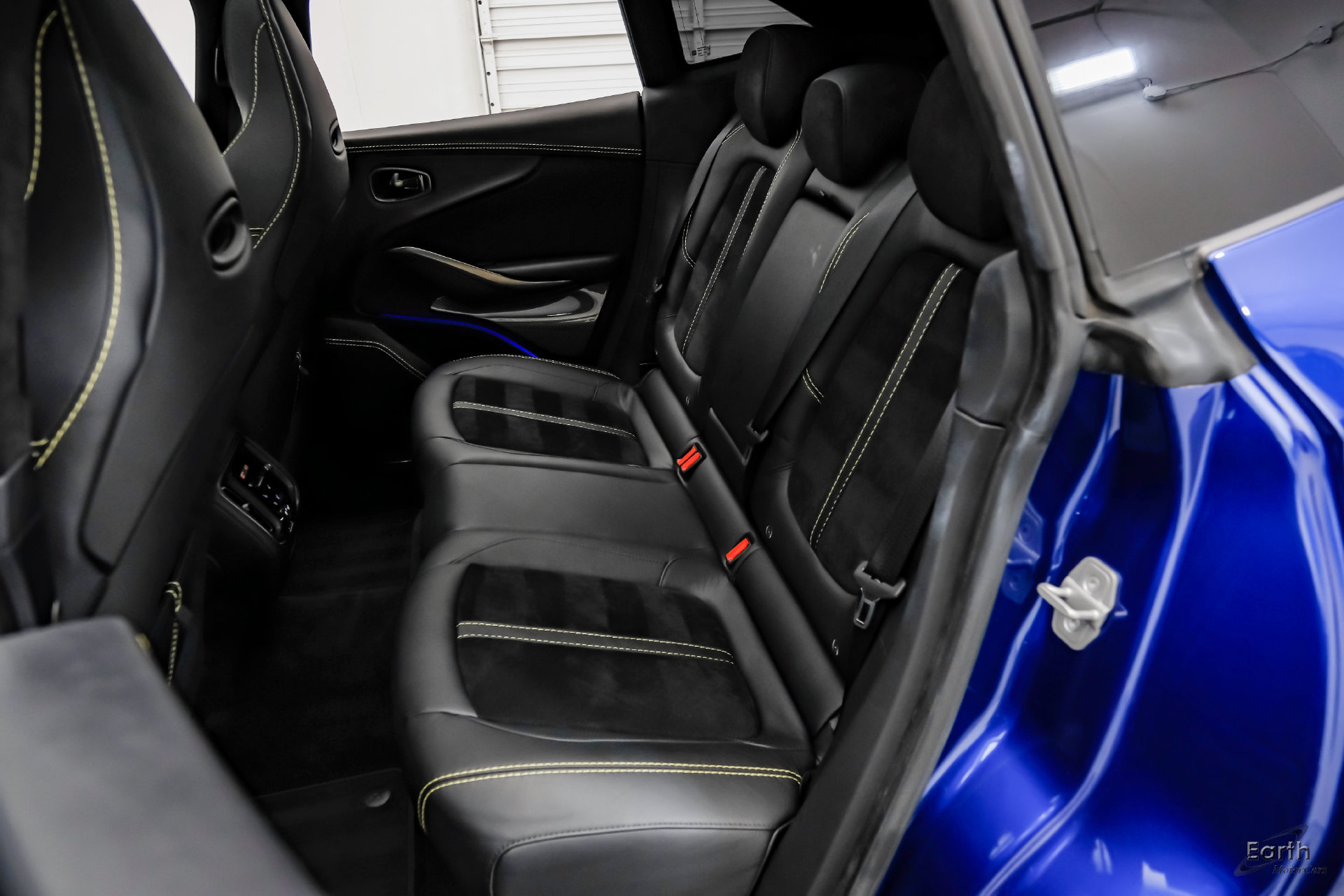 Used 2023 Aston Martin DBX AWD/4WD image 69