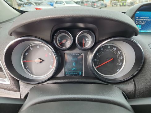 Used 2015 Buick Encore FWD image 10