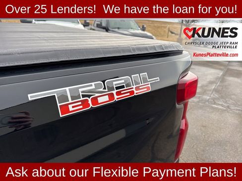 Used 2019 Chevrolet Silverado 1500 LT Trail Boss image 18