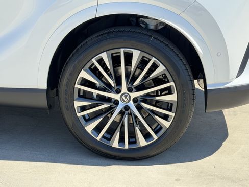 New 2026 Lexus RX 350 w/ Convenience Package AWD/4WD image 15