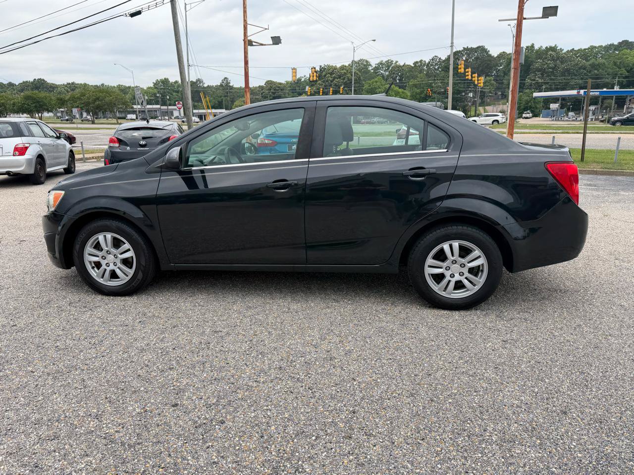 Used 2014 Chevrolet Sonic LT FWD image 21