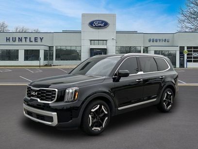 Used 2024 Kia Telluride S w/ S Sunroof Package