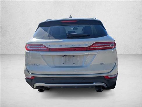 Used 2018 Lincoln MKC Reserve image 6