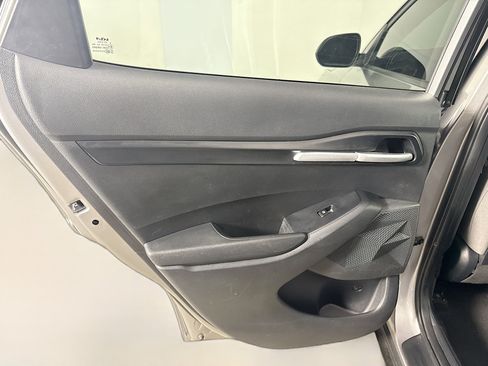 Used 2022 Kia Seltos LX image 25