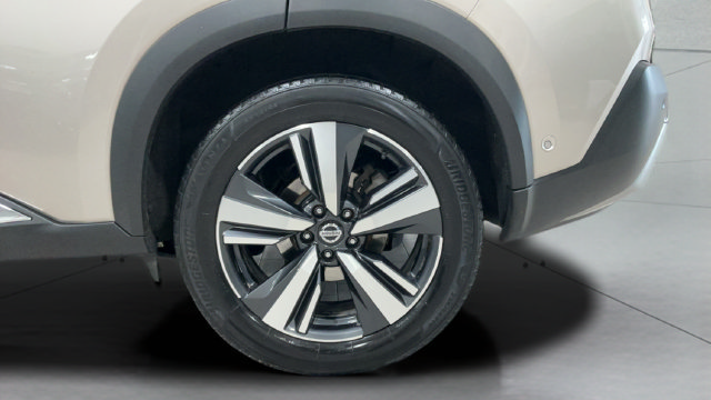 Used 2021 Nissan Rogue Platinum AWD/4WD image 27