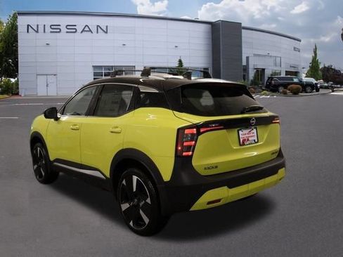 New 2026 Nissan Kicks SR w/ SR Premium Package AWD/4WD image 5