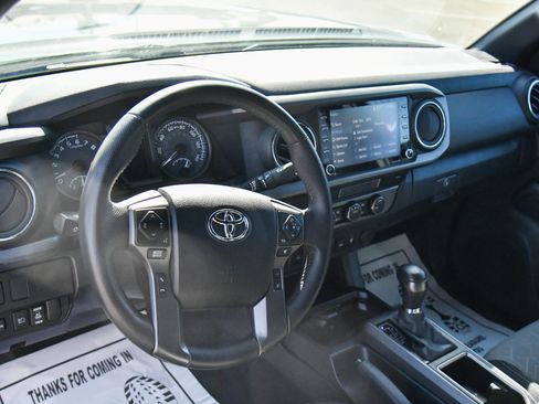 Used 2023 Toyota Tacoma TRD Off-Road w/ Technology Package image 16