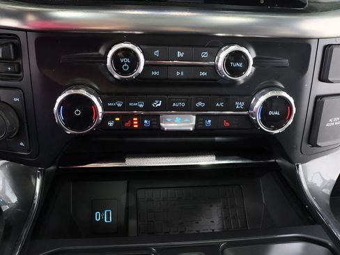 Used 2023 Ford F150 Lariat w/ Equipment Group 502A High image 11