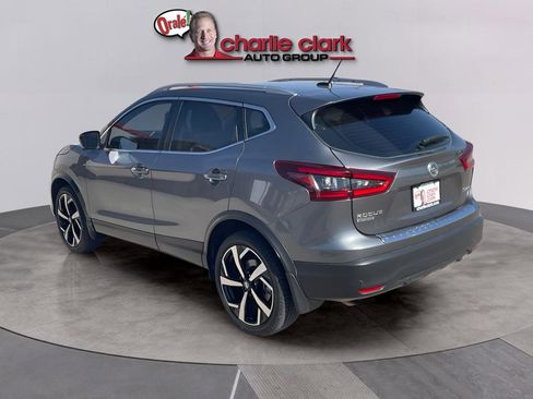 Used 2022 Nissan Rogue Sport SL AWD/4WD image 3