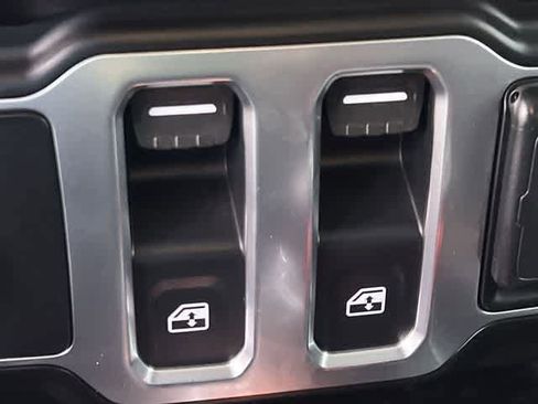 Used 2023 Jeep Wrangler Sport S image 33