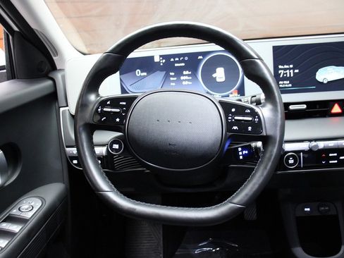 Used 2024 Hyundai Ioniq 5 SEL image 28