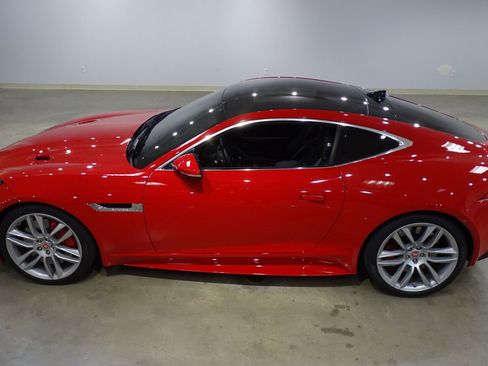 Used 2016 Jaguar F-TYPE R AWD/4WD image 5