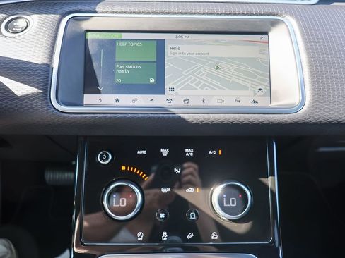 Used 2020 Land Rover Range Rover Evoque S image 16