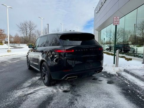 Used 2023 Land Rover Range Rover Sport SE image 7
