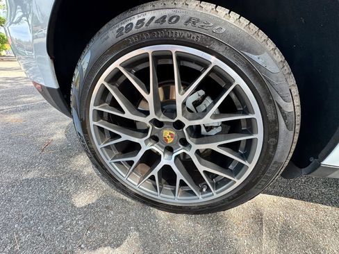 Used 2017 Porsche Macan S AWD/4WD image 35