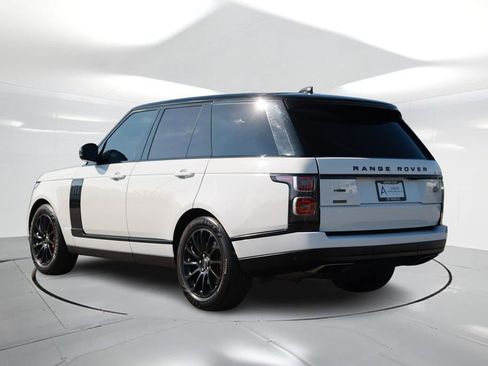 Used 2018 Land Rover Range Rover HSE image 2