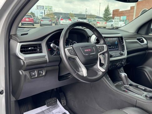 Used 2019 GMC Acadia SLT image 13