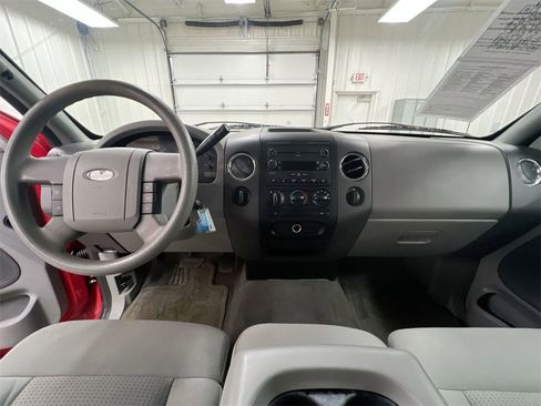 Used 2007 Ford F150 XLT image 10