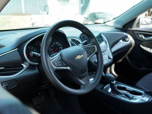 Used 2024 Chevrolet Malibu LT image 7