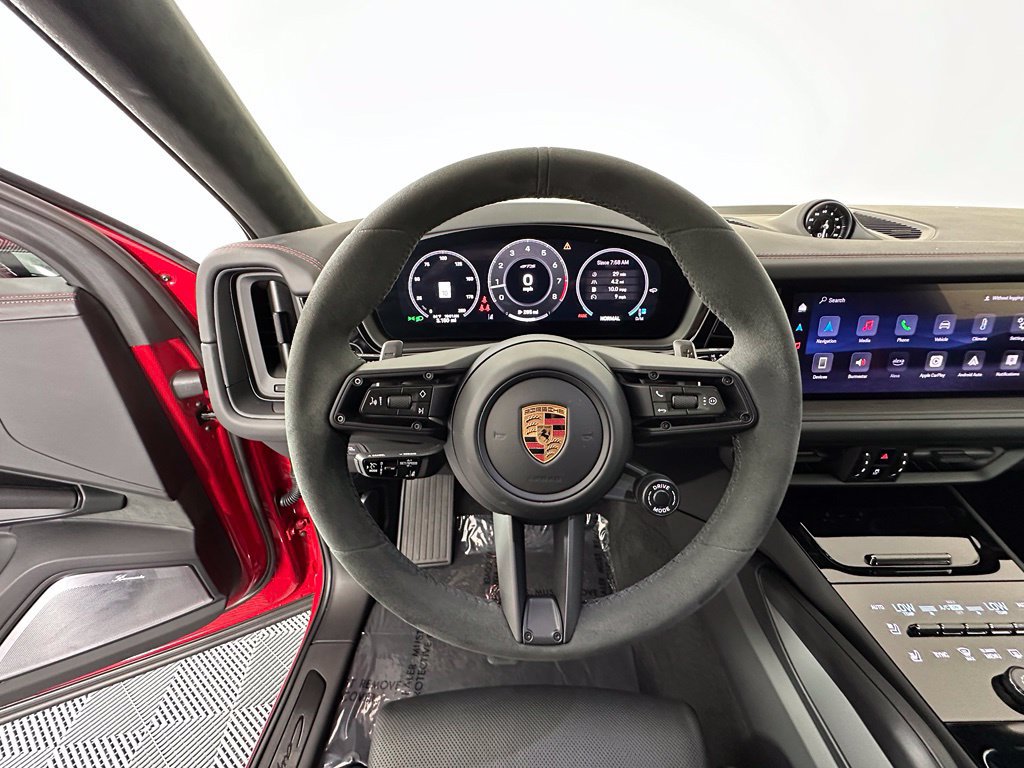 Used 2026 Porsche Cayenne GTS AWD/4WD image 24