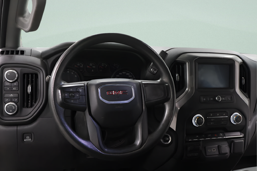 Used 2024 GMC Sierra 1500 Pro w/ Graphite Edition AWD/4WD image 7
