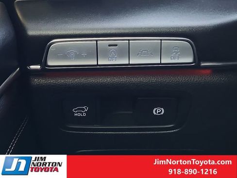 Used 2021 Genesis GV80 2.5T w/ Advanced Package 03 image 25