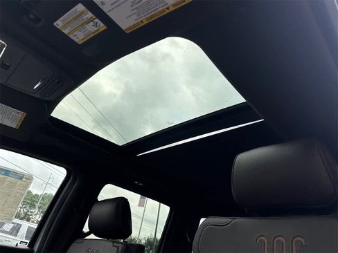 New 2025 Ford F250 King Ranch w/ Chrome Package image 34