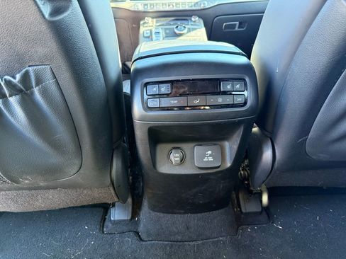 Used 2021 Hyundai Palisade Calligraphy image 22