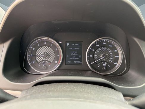 Used 2019 Hyundai Elantra SEL FWD image 17