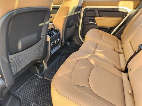 New 2026 Land Rover Defender 110 X-Dynamic SE image 20