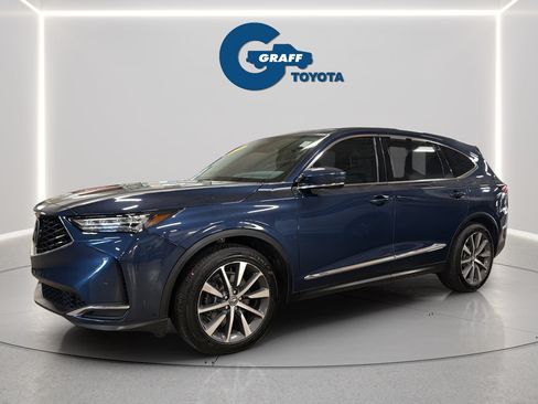 Used 2025 Acura MDX SH-AWD w/ Technology Package image 2