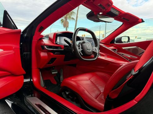 Used 2024 Chevrolet Corvette Stingray Premium Conv w/ 3LT RWD image 32