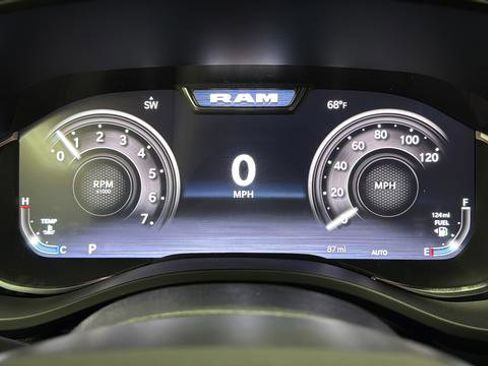 New 2026 RAM 1500 Big Horn AWD/4WD image 16