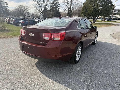 Used 2015 Chevrolet Malibu LT w/ Power Convenience Package FWD image 4