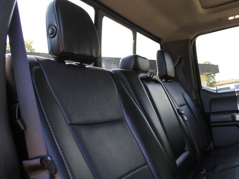 Used 2017 Ford F250 Lariat w/ Lariat Ultimate Package AWD/4WD image 17