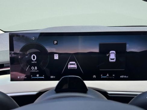 New 2026 Genesis GV70 2.5T image 36