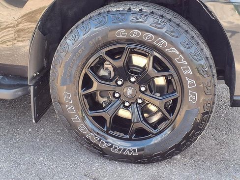 Used 2023 Ford Expedition Timberline image 9